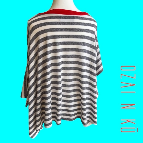 Asymmetric gray, and white top with red detail - Picture 7 of 10